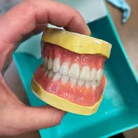 لابراتوار دندان سازی صبا|خدمات آرایشگری و زیبایی|اصفهان, پوریای ولی|دیوار