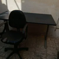 صندلی و میز اداری