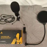 میکروفون حرفه‌ای به همراه پاپ فیلتر