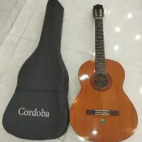 گیتار یاماهای c40 سالم و خوش صدا فروش فوری