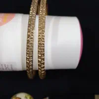 با گلدان سرامیکی سفید معاوضه میکنم