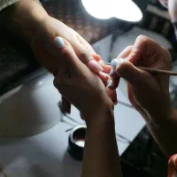 بازاریاب خدمات زیبایی ناخن (پورسانتی)