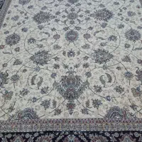 دو عدد فرش ۱۲ متری