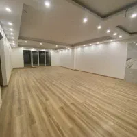 نوساز فاز ۱ خیابان بالا/۱۴۵ متر رو به حیاط فروشنده