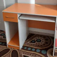 فروش تخت خواب کمد کودک ومیز تحریر|تخت و سرویس خواب|فولادشهر, C8|دیوار