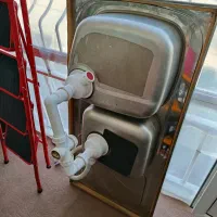 سینک ظرفشویی و هود آشپزخانه نو سالم