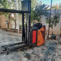 لیفتراک (استاکر)برقی ۱/۵تن اشتیل آلمان در حد صفر