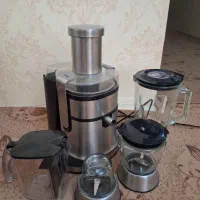 آبمیوه گیری دلمونتی ایتالیا