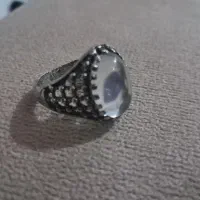 انگشتر مردانه در نجف نگین اصلی نقره نیست