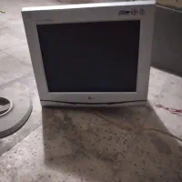 مانیتور کامپیوتر