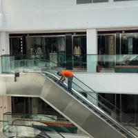 استخدام نیرو نظافتی در مجتمع تجاری|استخدام سرایداری و نظافت|تهران, بازار|دیوار