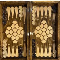 تخته نر چوبی و شطرنج