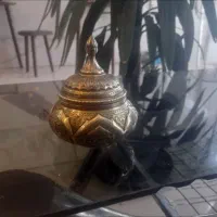 زینتی|کلکسیون اشیاء عتیقه|بهمن صغاد, |دیوار