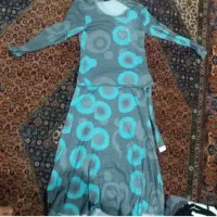 مقداری لباس زنانه