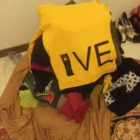 لباسها در حد نو