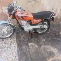 موتور سیکلت مدل ۸۸ تیز تک