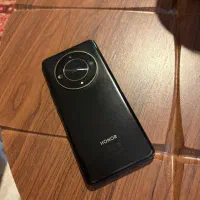 گوشی آنر x9b 5G رم 12 و 256گیگ سالم در حد نو