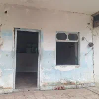 چوب در و پنجره ساختمان