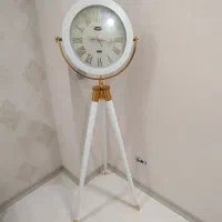 ساعت ایستاده