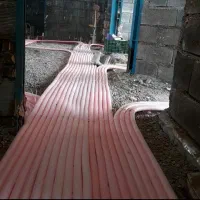 کسی لوله کش نمخواد