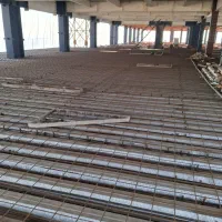 بتن ریزی کف باماله پروانه و تراز لیزری|خدمات پیشه و مهارت|بندرعباس, |دیوار