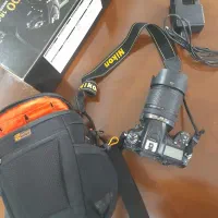 دوربین نیکونd7200لنز ۱۸،۱۴۰باشارژروکارتن