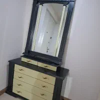 کنسول و آینه