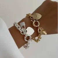 دستبند لاکچری