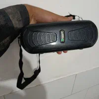 اسپیکر با پنل خورشیدی