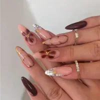 تخفیف کاشت ناخن و ترمیم صدرا +تخفیفات یلدایی