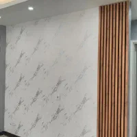 کار اموز نصب کاغذ دیواری