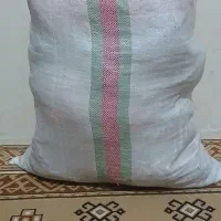 یک گونی لباس به فروش می رسد