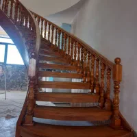 رنگ آمیزی و باز سازی دکور چوبی