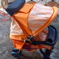 کالسکه بچه درحد نو