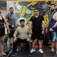 باشگاه بدنسازی آراز