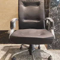 صندلی چرخدار مدیریتی