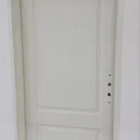 ۱ درب پی‌وی‌سی و ۲ درب چوبی سرویس