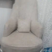 دو عدد مبل تک نفره
