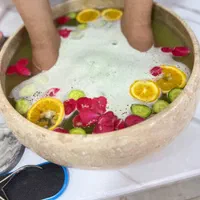 افر ویژه خدمات با بهترین کیفیت وقیمت|خدمات آرایشگری و زیبایی|بابلسر, |دیوار