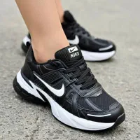 به یک فروشنده حرفه ای نیازمندیم