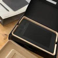 قلم نوری وکام wacom intuos pro small
