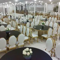 تعدادی خانم وآقا ویک پارکبان جهت کاردرتالار نیاز