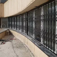 درب اکاردونی حفاظ شاخ گوزنی