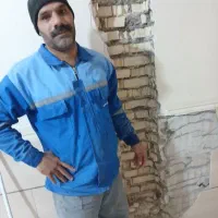 کارگر تخریب وساختمانی