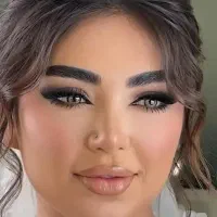 نیازمند چند مدل برای میکاپ و شنیون