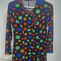 مانتو|لباس|قم, وادی السلام|دیوار