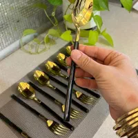 ست قاشق و چنگال