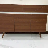 کنسول و جاکفشی