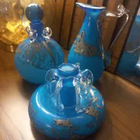 ظروف آبگینه ی دست ساز