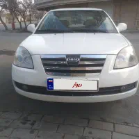 ام وی ام ۵۳۰ عروس جاده